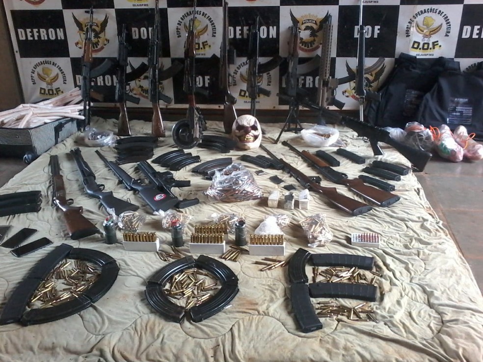 Olhar 67 - Homem que já foi preso com "arsenal de armas pelo DOF", é preso novamente pela PM