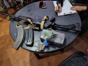 Olhar 67 - SENAD apreende armas poderosas, munições e drogas em Pedro Juan Caballero-PY