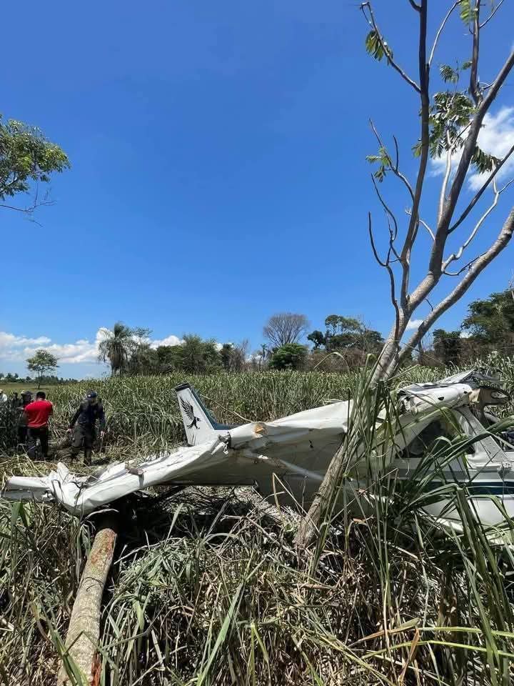 Piloto realiza pouso forçado após falha mecânica em evento aéreo no Paraguai 2 Olhar 67 - Piloto realiza pouso forçado após falha mecânica em evento aéreo no Paraguai