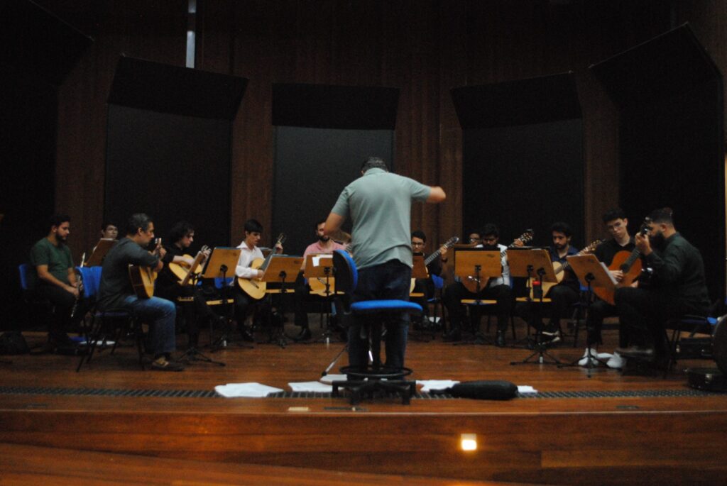 Olhar 67 - Camerata Madeiras Dedilhadas se apresenta no Memorial da América Latina em SP