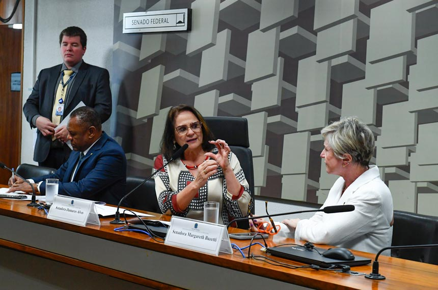 Olhar 67 - Envelhecimento da população impulsiona novas ações em defesa dos idosos