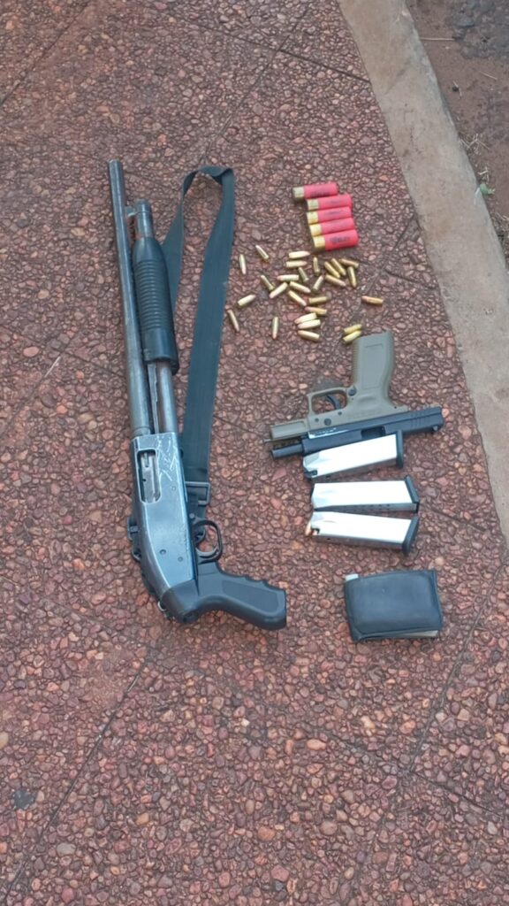 Olhar 67 - Policiais prendem dupla durante tentativa de assalto em bairro residencial de Pedro Juan Caballero