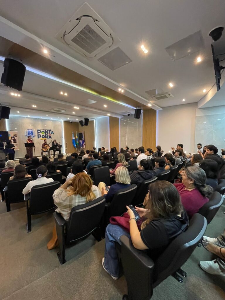 Olhar 67 - Concerto gratuito leva música erudita a estudantes da rede pública em Coxim