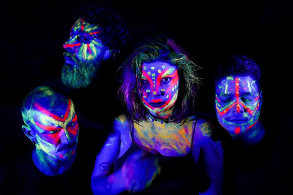 Olhar 67 - Lau Mississippi promove noite de rock com bandas Mataguéw, The Cloroquiners e convidados no Miau