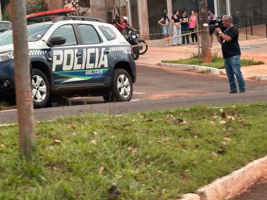 Olhar 67 - Homem morre após ser esfaqueado ao defender esposa em briga no Jardim Noroeste