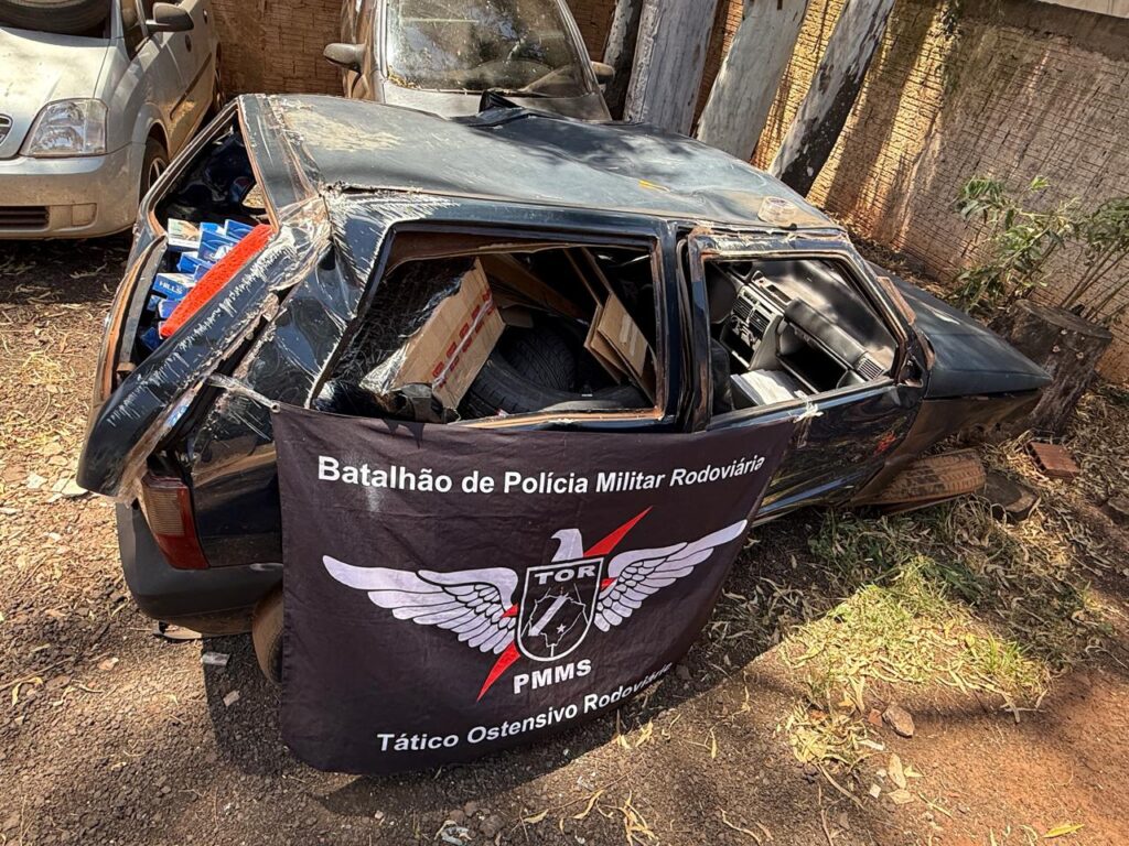 Olhar 67 - BPMRv apreende cinco veículos com cigarros e pneus após fuga na MS-164 em Ponta Porã