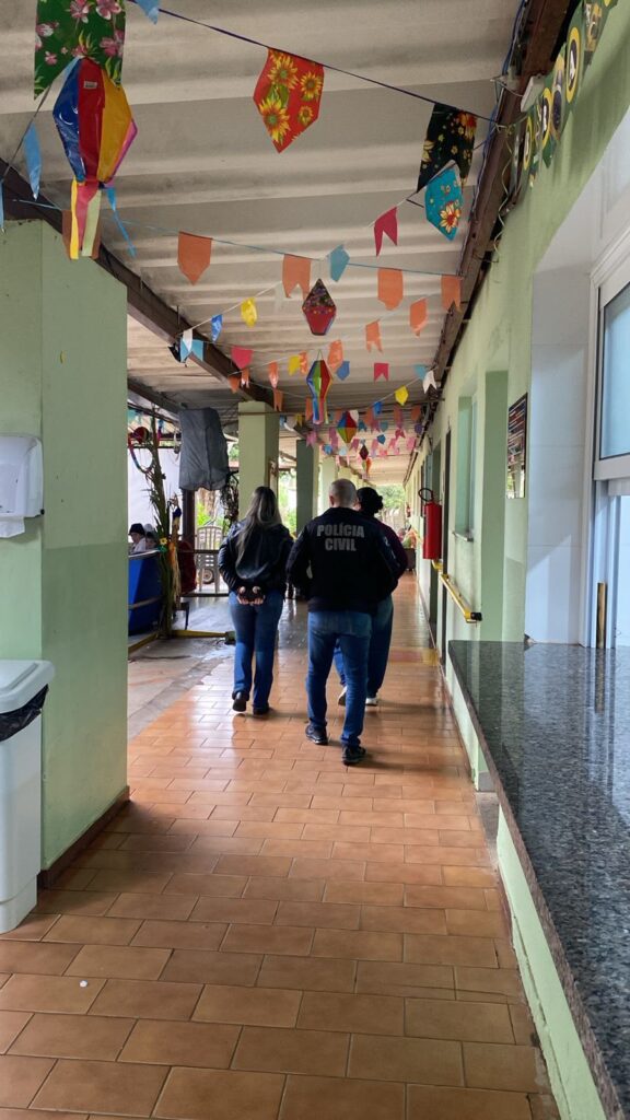 Olhar 67 - Policiais civis levam música, dança e orientações jurídicas a idosos em ação da Operação Virtude em Três Lagoas